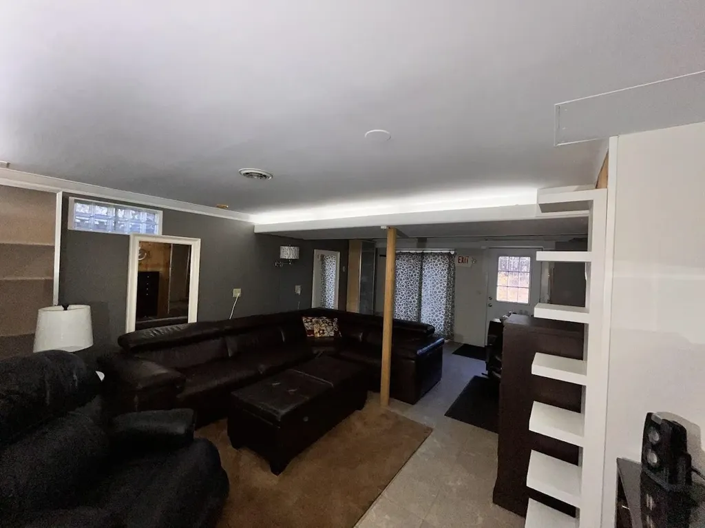 110 Ponemah Road Amherst NH 03031