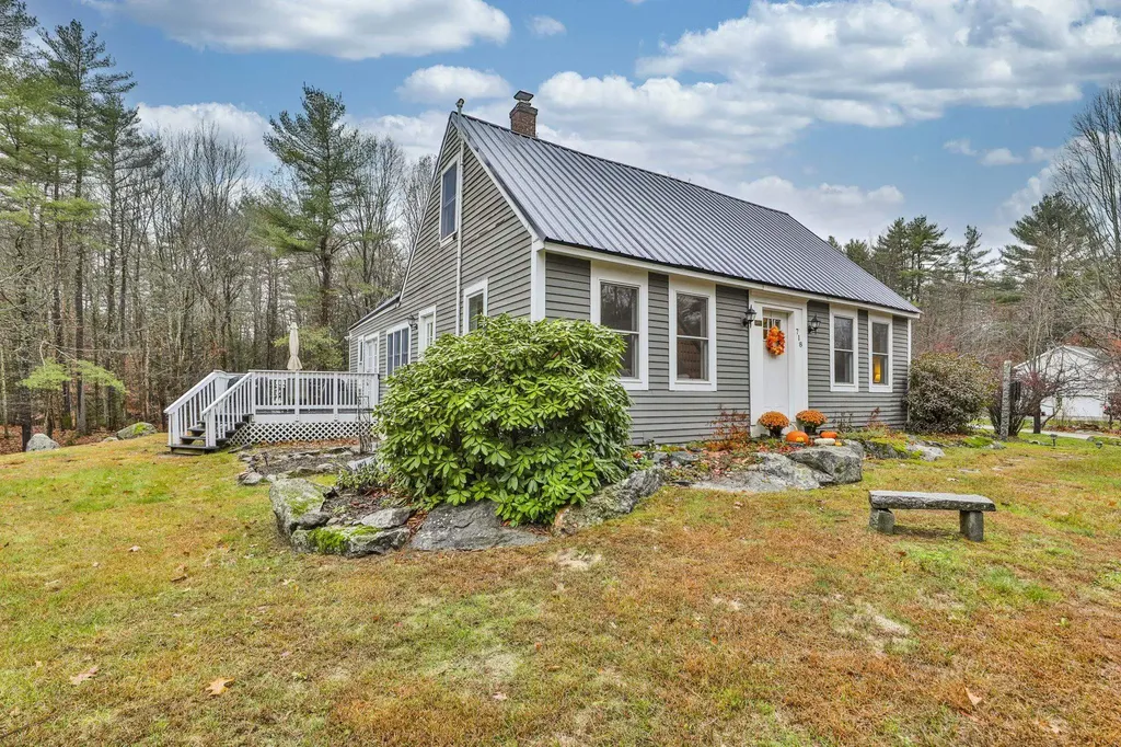 718 Bedford Road New Boston NH 03070