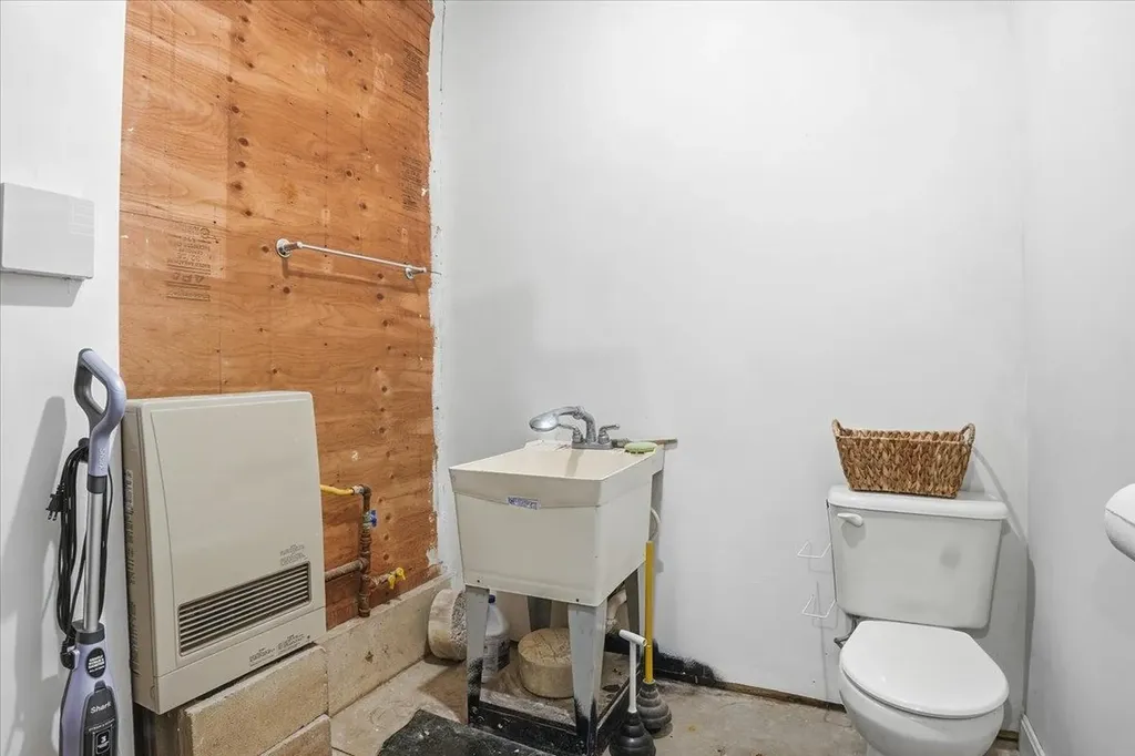 77 Bear Trap Road Milton VT 05468