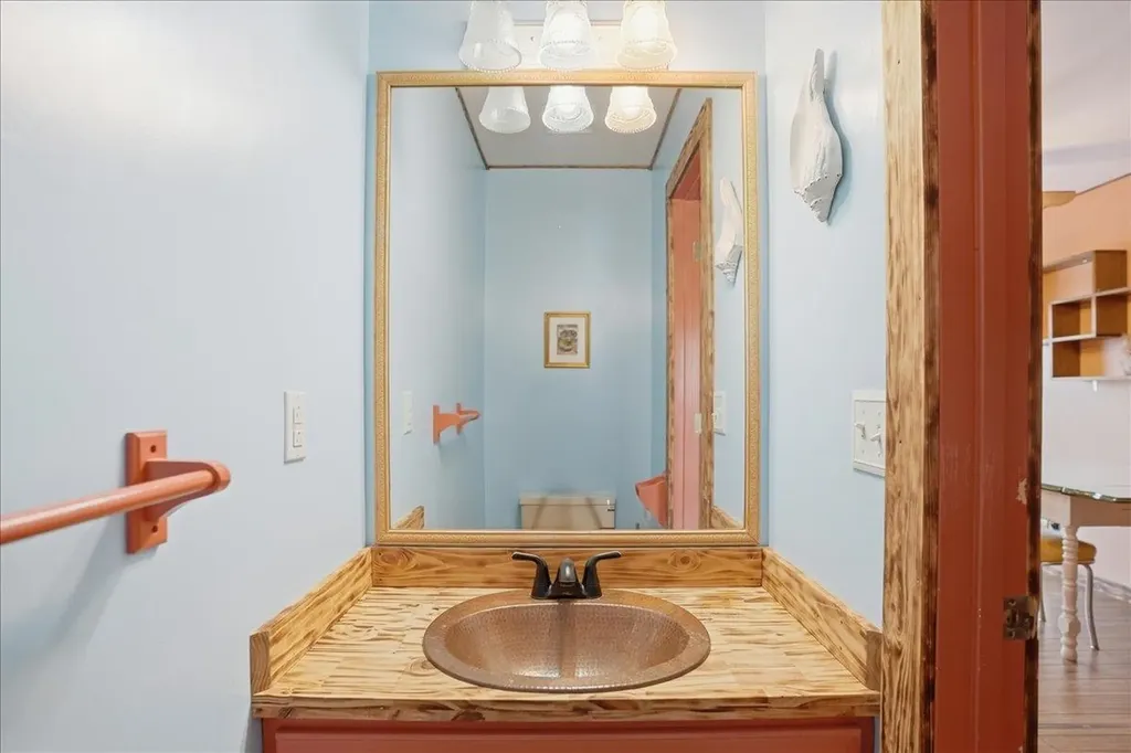 7B Raceway Road Jericho VT 05465