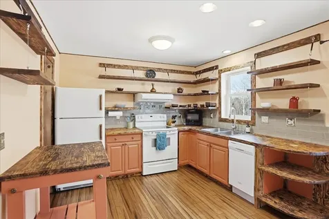 7B Raceway Road Jericho VT 05465