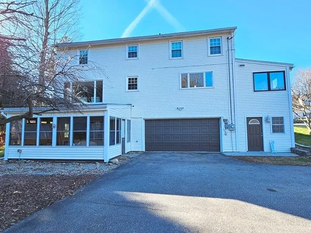 45 Blossom Street Keene NH 03431