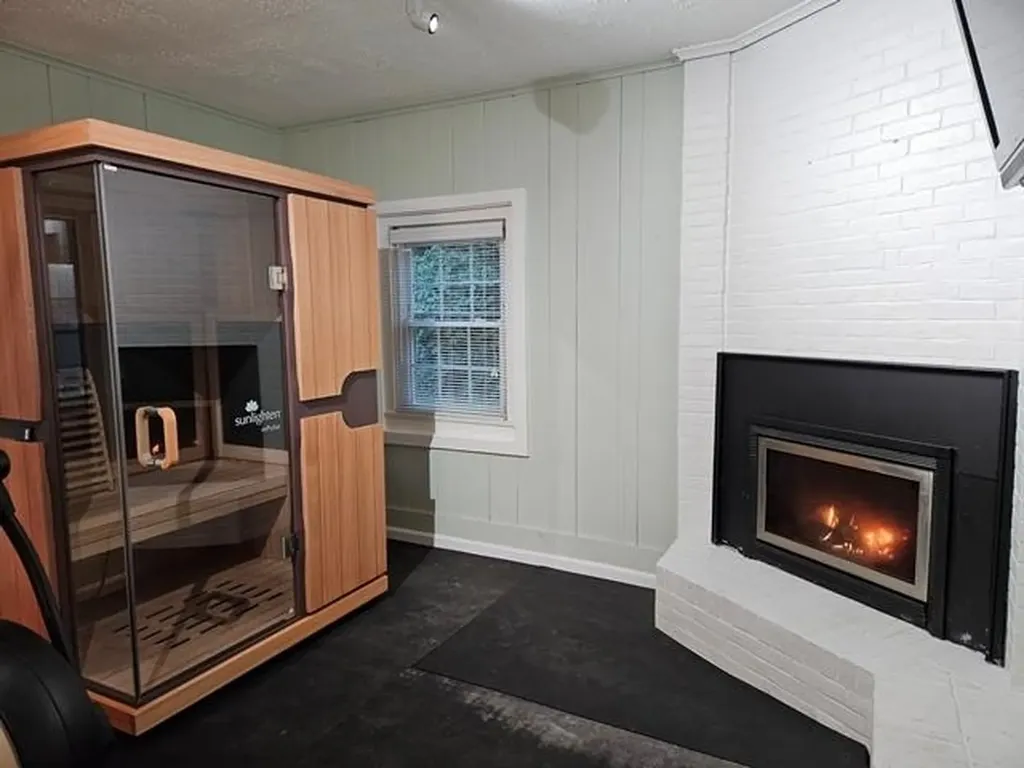 45 Blossom Street Keene NH 03431