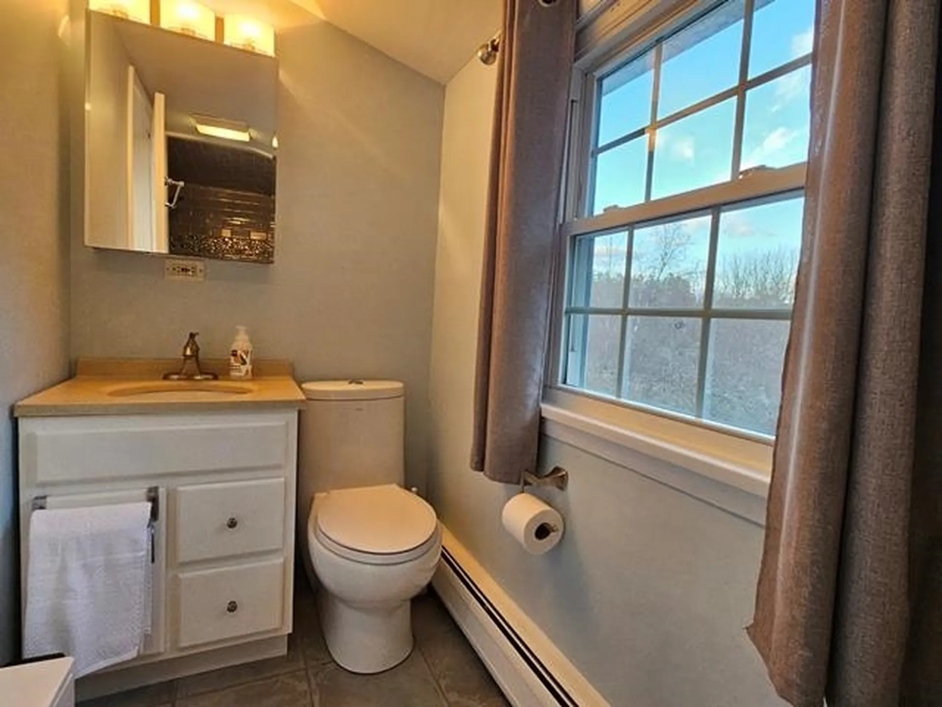 45 Blossom Street Keene NH 03431