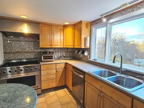 45 Blossom Street Keene NH 03431