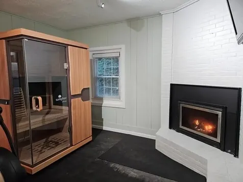 45 Blossom Street Keene NH 03431