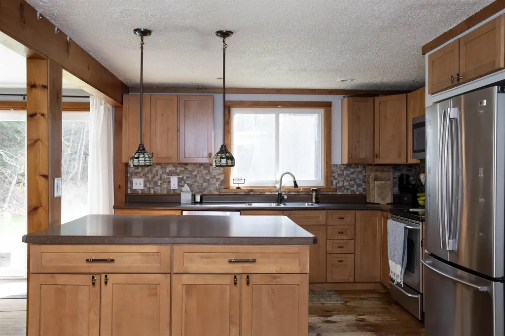 27 Old Mason Center Road Greenville NH 03048