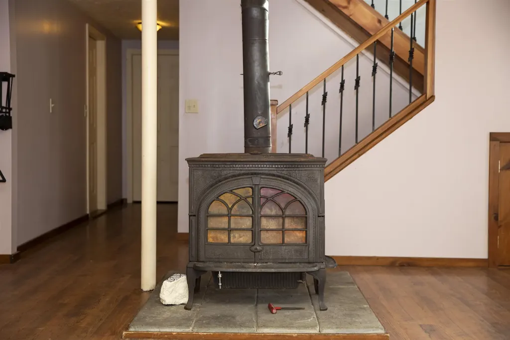 27 Old Mason Center Road Greenville NH 03048