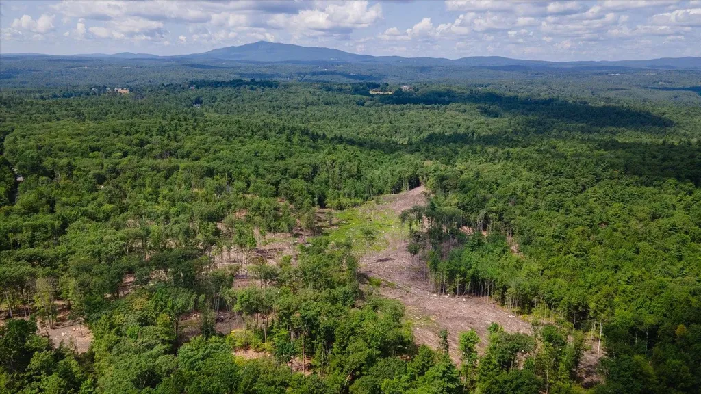 3 Cedar Ridge Drive Peterborough NH 03458