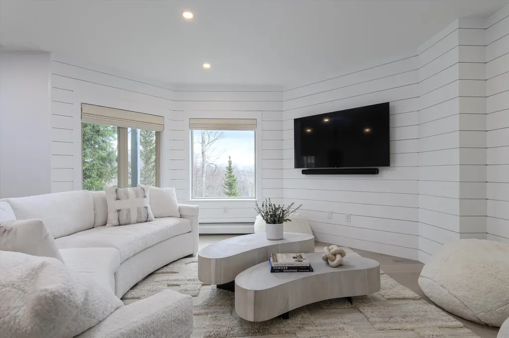 48 Alpine Way Ludlow VT 05149