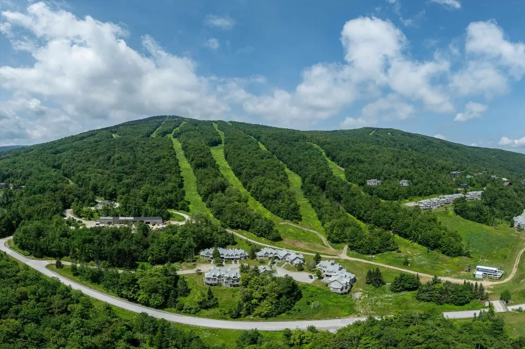 48 Alpine Way Ludlow VT 05149