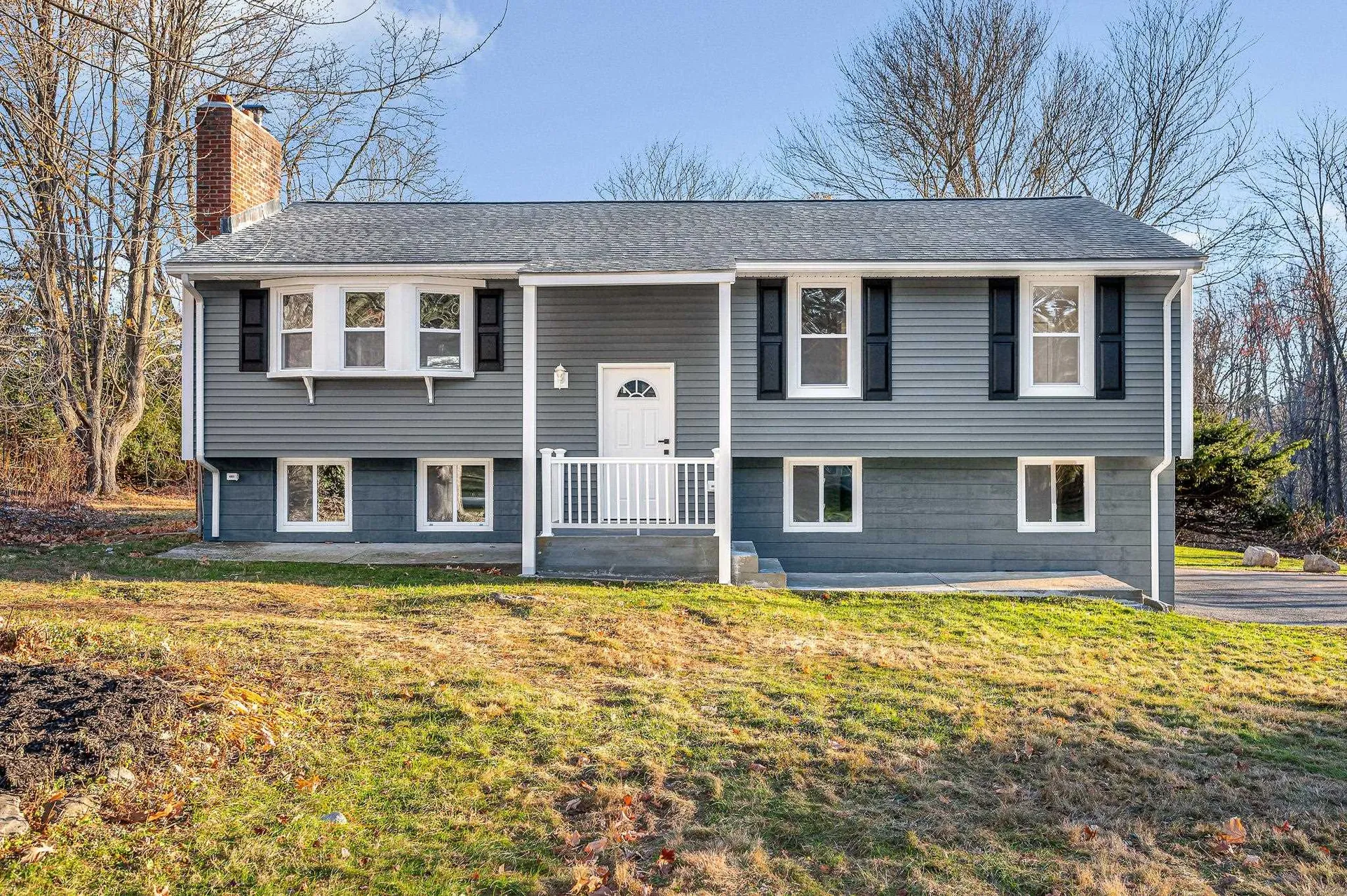 4 Melody Lane Pelham NH 03076