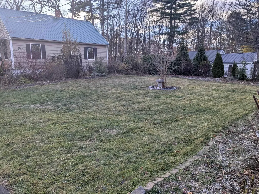 123 Warren Street Laconia NH 03246