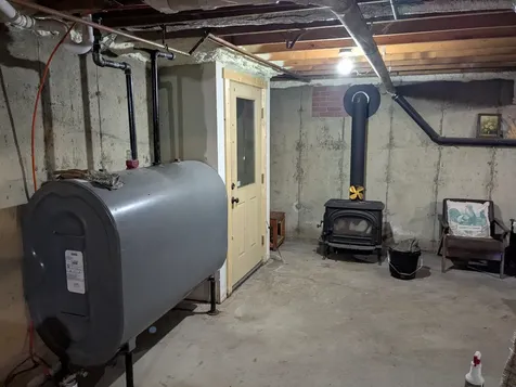 123 Warren Street Laconia NH 03246