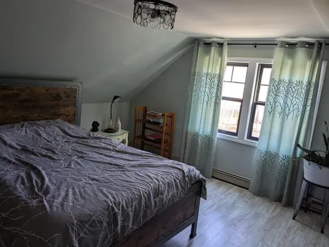 123 Warren Street Laconia NH 03246