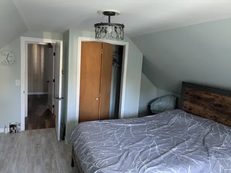 123 Warren Street Laconia NH 03246