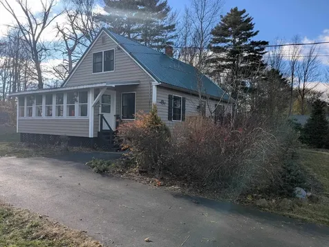 123 Warren Street Laconia NH 03246