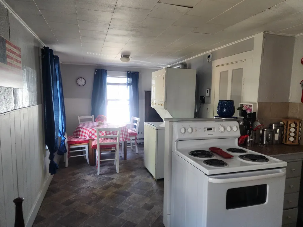 6 Hagar Lane Littleton NH 03561