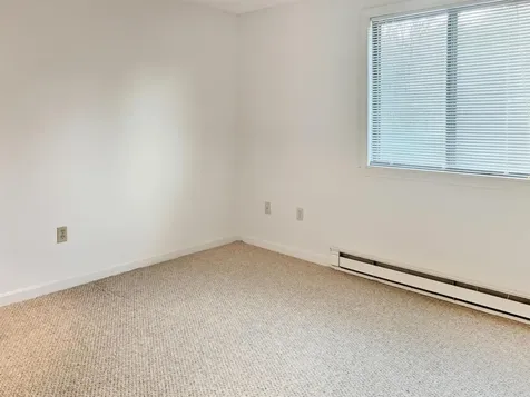 325 Lita Lane Newmarket NH 03857