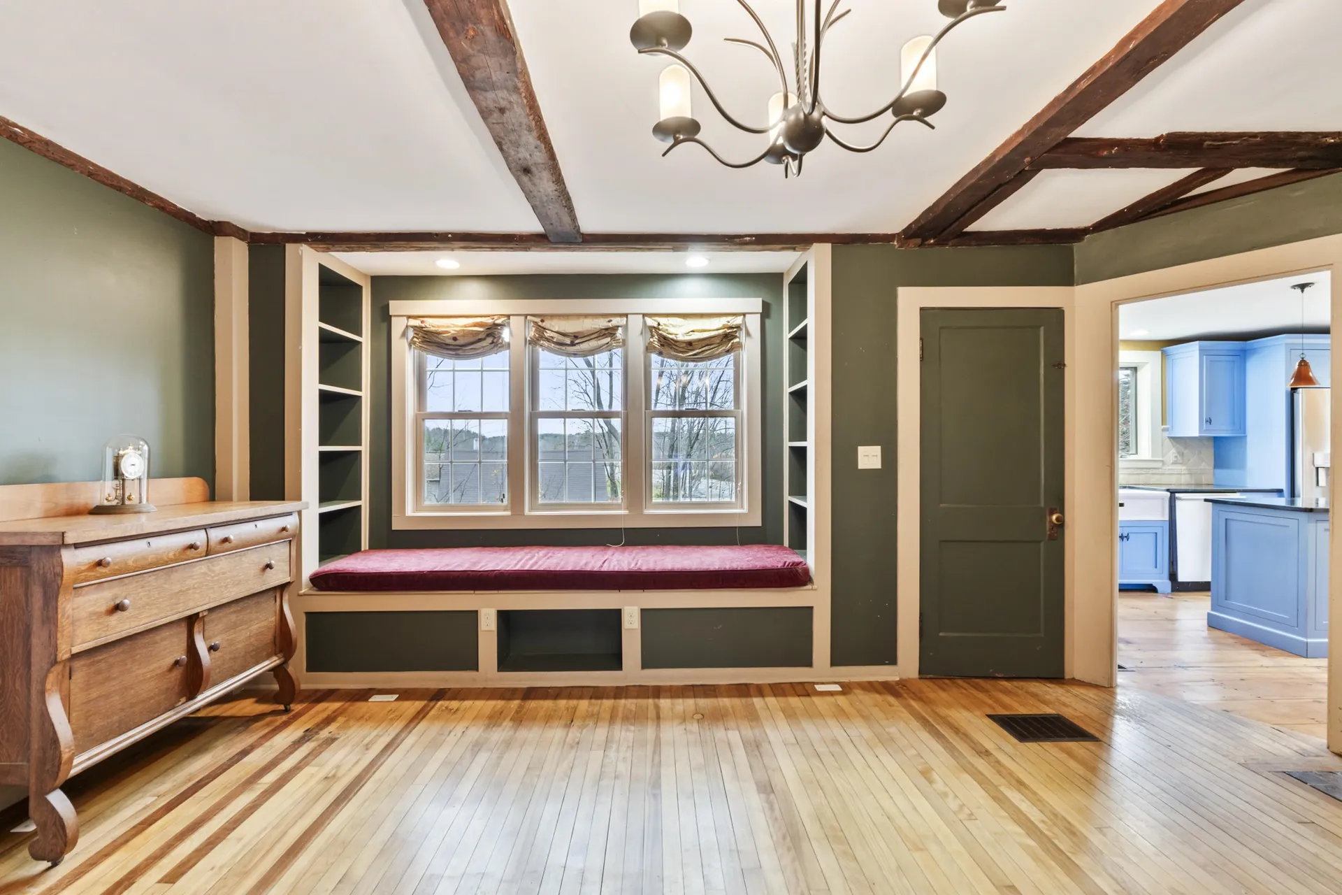 49 Exeter Road North Hampton NH 03862