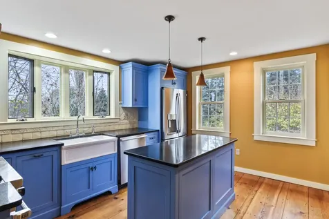 49 Exeter Road North Hampton NH 03862