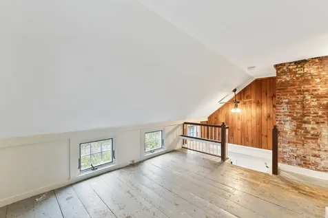 49 Exeter Road North Hampton NH 03862