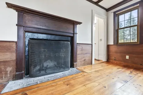 49 Exeter Road North Hampton NH 03862