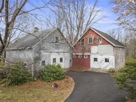 49 Exeter Road North Hampton NH 03862