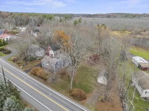 49 Exeter Road North Hampton NH 03862