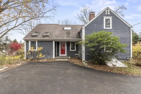 49 Exeter Road North Hampton NH 03862