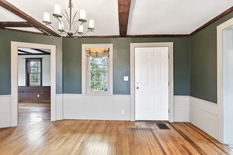 49 Exeter Road North Hampton NH 03862