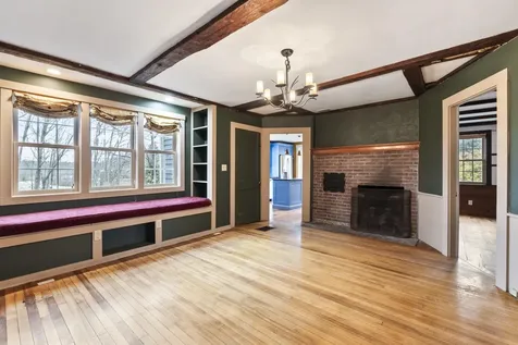 49 Exeter Road North Hampton NH 03862