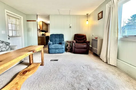 5 Plainfield Lane Nashua NH 03062