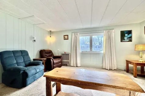 5 Plainfield Lane Nashua NH 03062