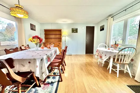 5 Plainfield Lane Nashua NH 03062
