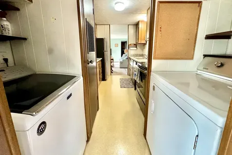 5 Plainfield Lane Nashua NH 03062