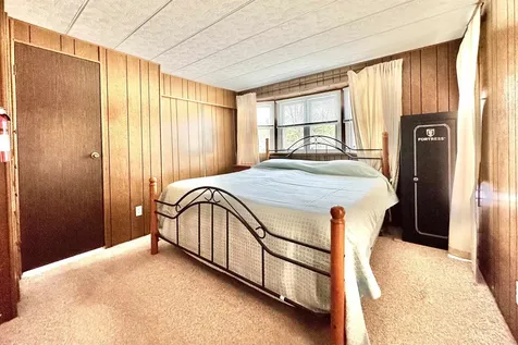 5 Plainfield Lane Nashua NH 03062
