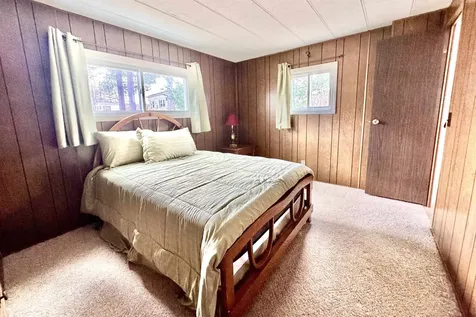 5 Plainfield Lane Nashua NH 03062