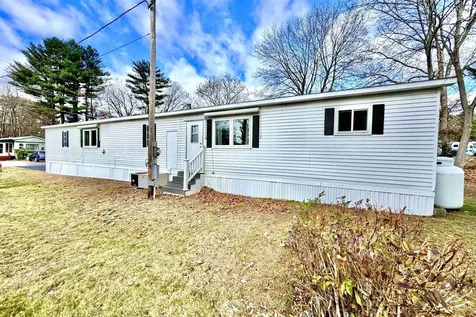 5 Plainfield Lane Nashua NH 03062
