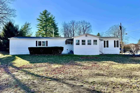 5 Plainfield Lane Nashua NH 03062