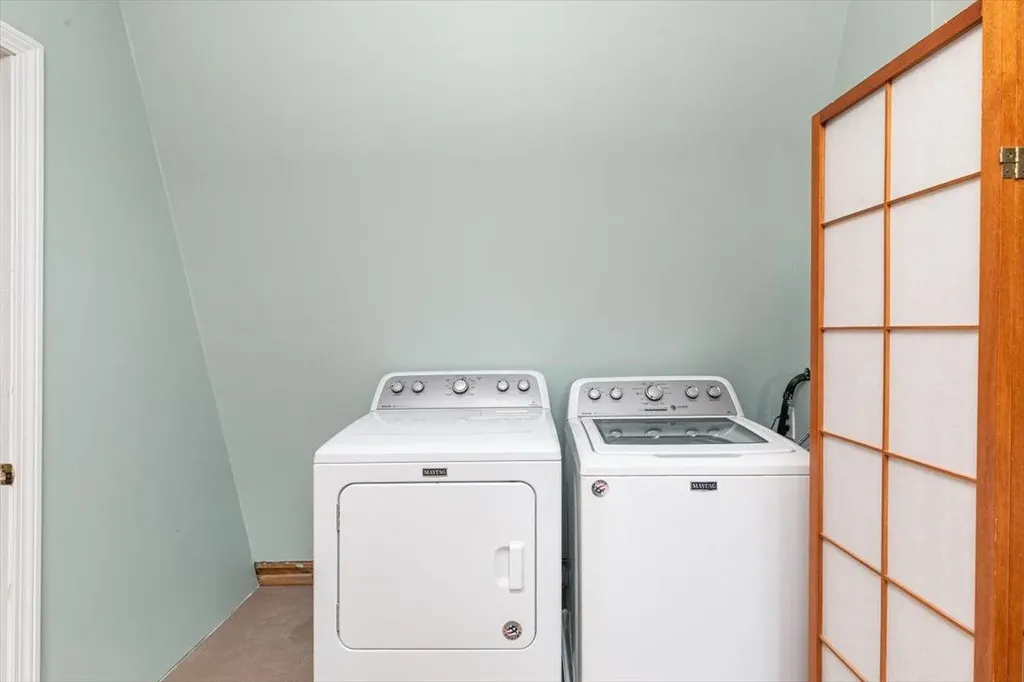 203 Old Shaker Road Loudon NH 03307