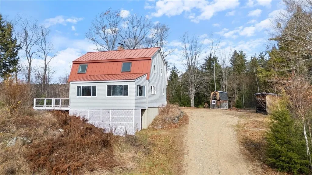 203 Old Shaker Road Loudon NH 03307