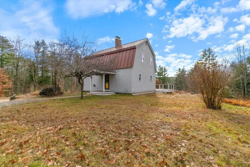 203 Old Shaker Road Loudon NH 03307