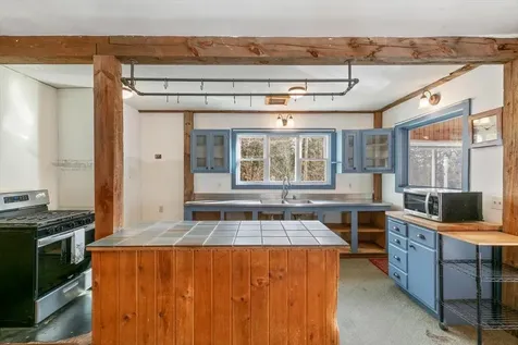 203 Old Shaker Road Loudon NH 03307