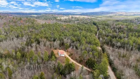 203 Old Shaker Road Loudon NH 03307