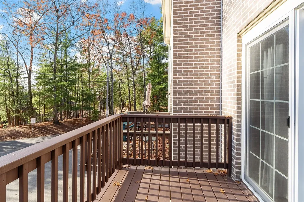 123 Cannongate Iii Road Nashua NH 03063