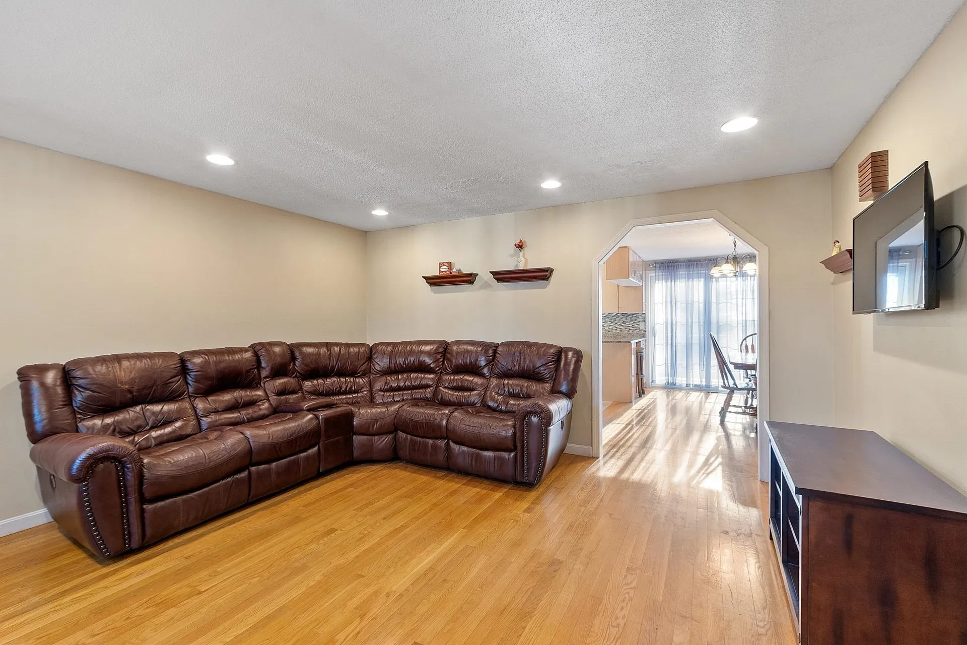 123 Cannongate Iii Road Nashua NH 03063