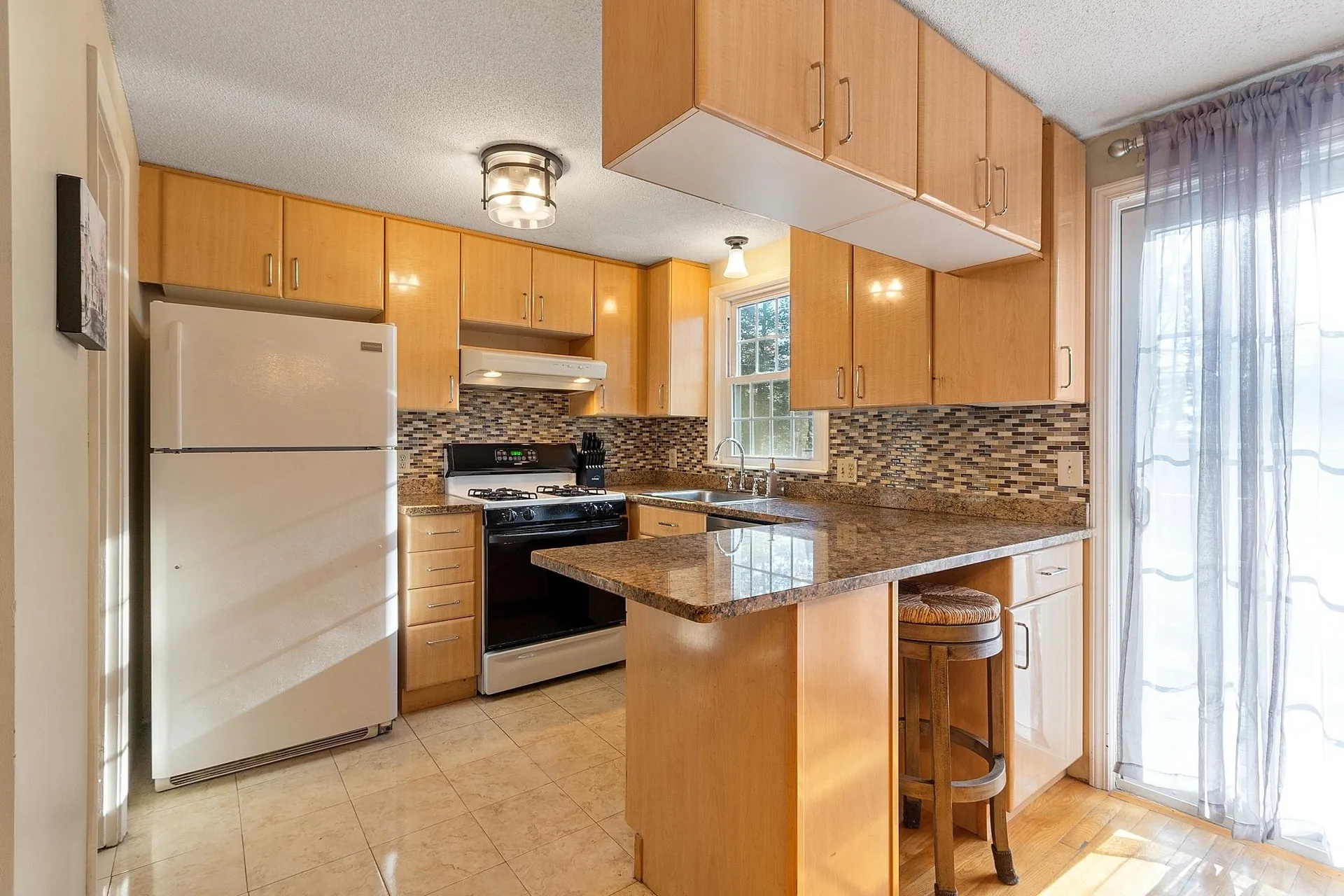 123 Cannongate Iii Road Nashua NH 03063