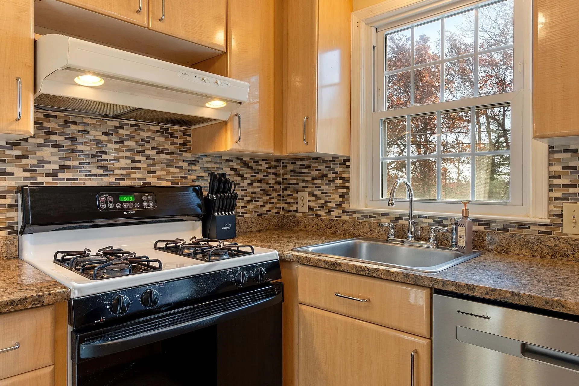 123 Cannongate Iii Road Nashua NH 03063