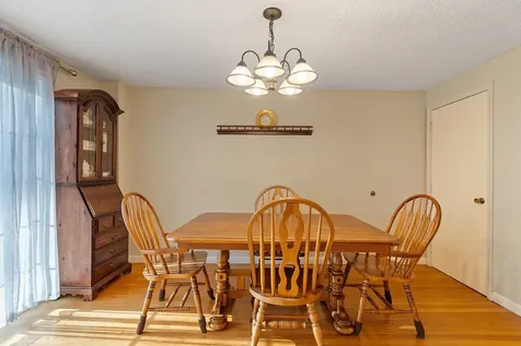 123 Cannongate Iii Road Nashua NH 03063